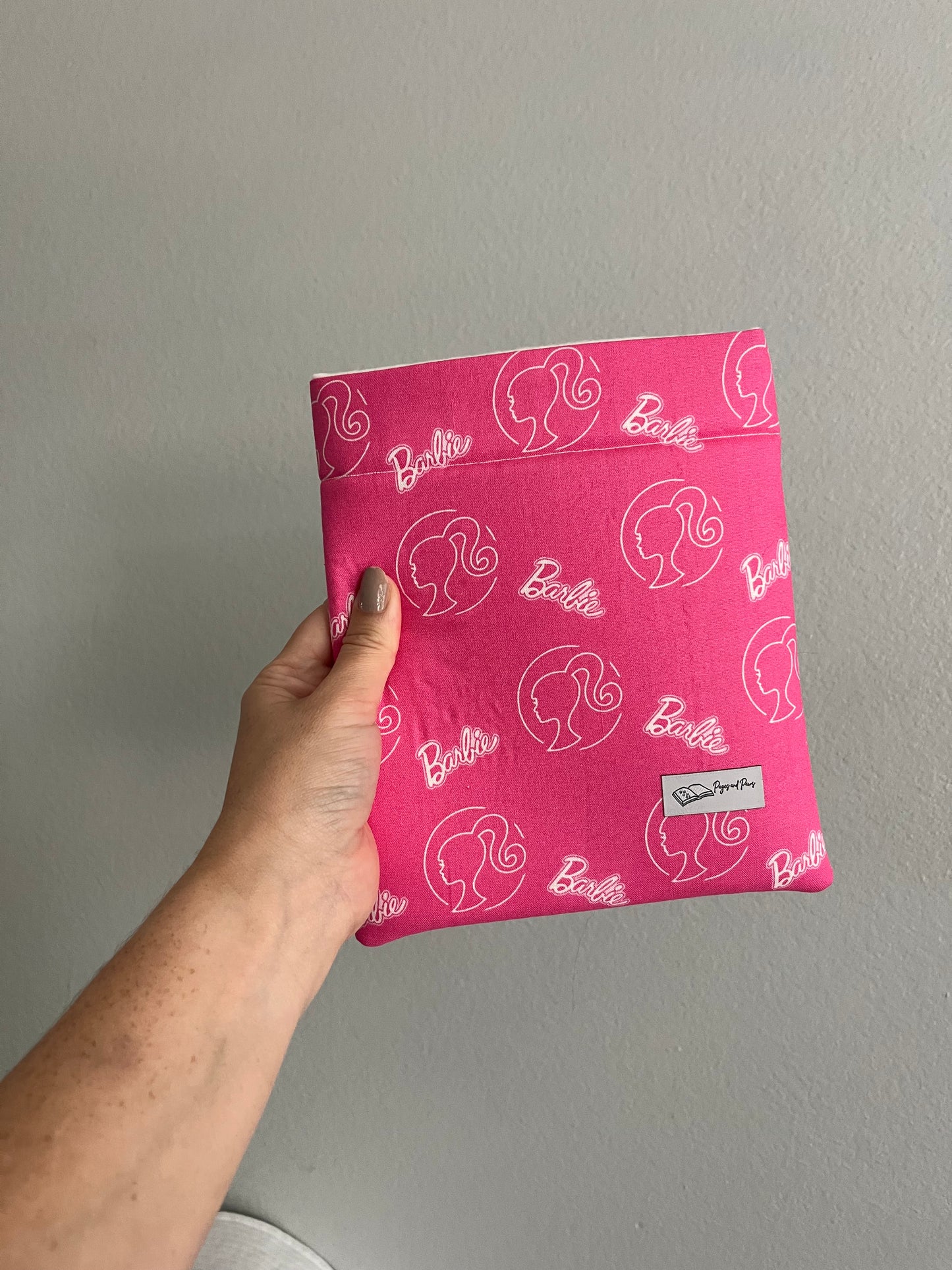 Barbie Dreamer Book Sleeve