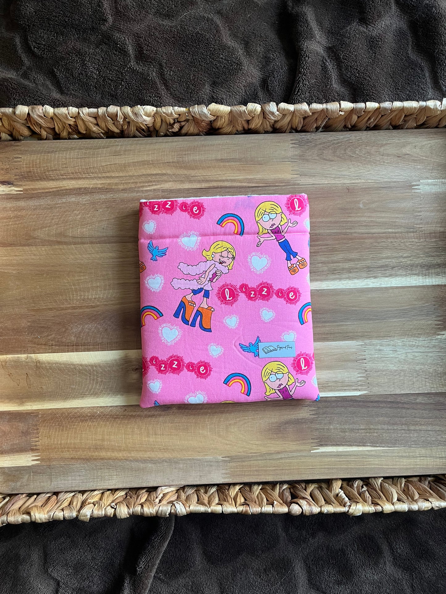Sassy Pink Lizzie Book Sleeve
