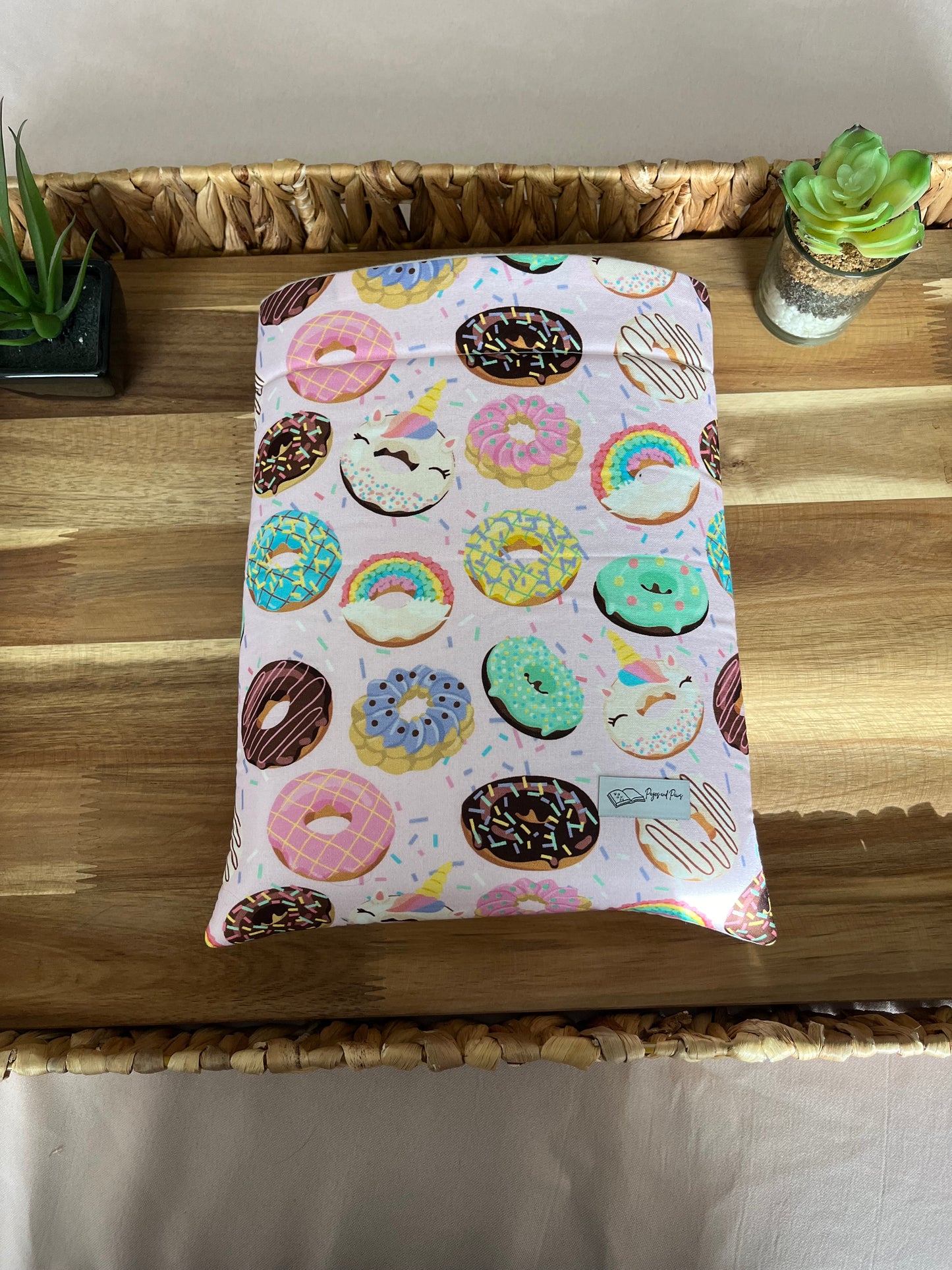 Donut Talk to Me Book Sleeve