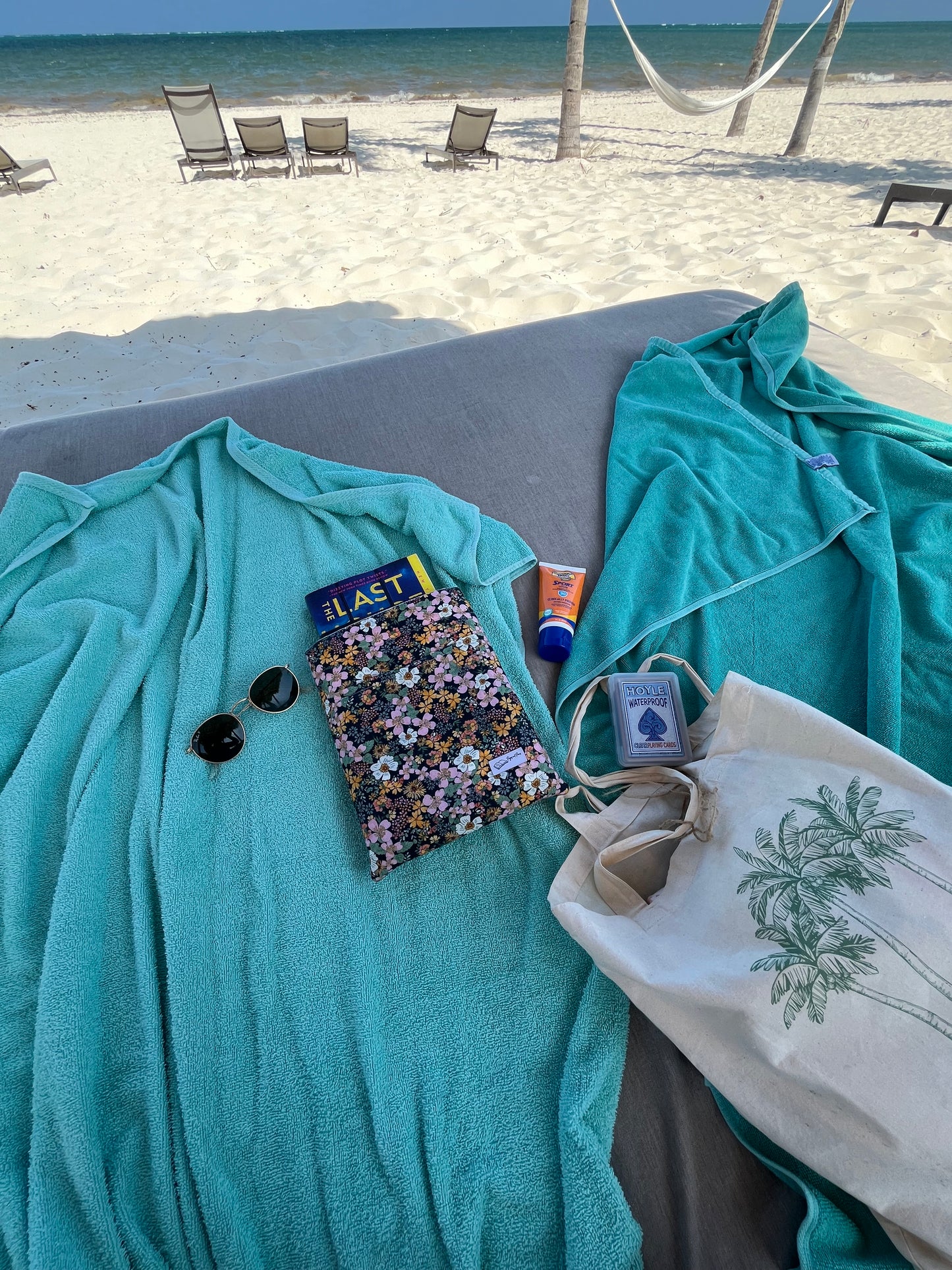 70s Floral on Navy Book Sleeve