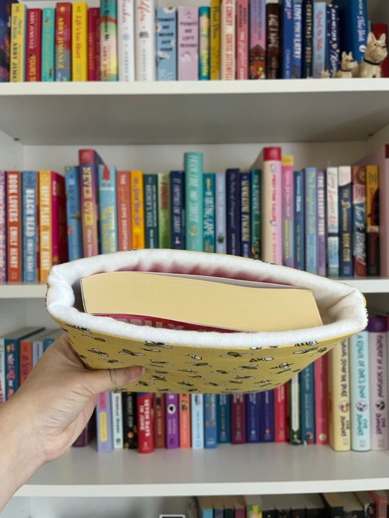 Busy Bee Book Sleeve