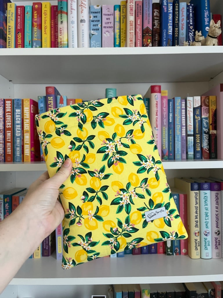 Main Squeeze Book Sleeve
