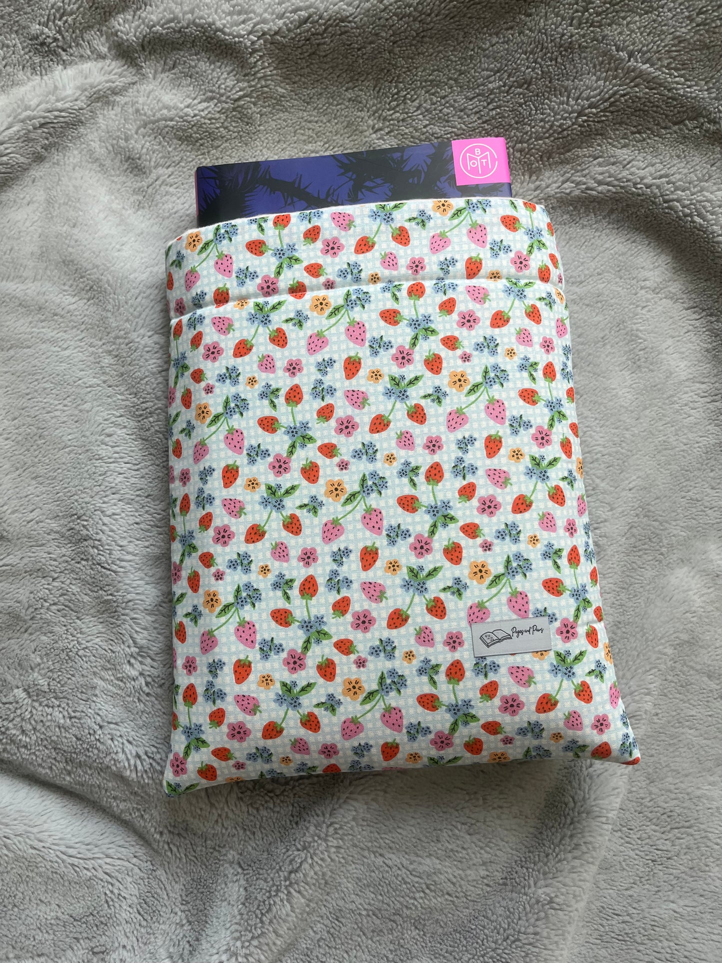 Berry Floral Fields Book Sleeve