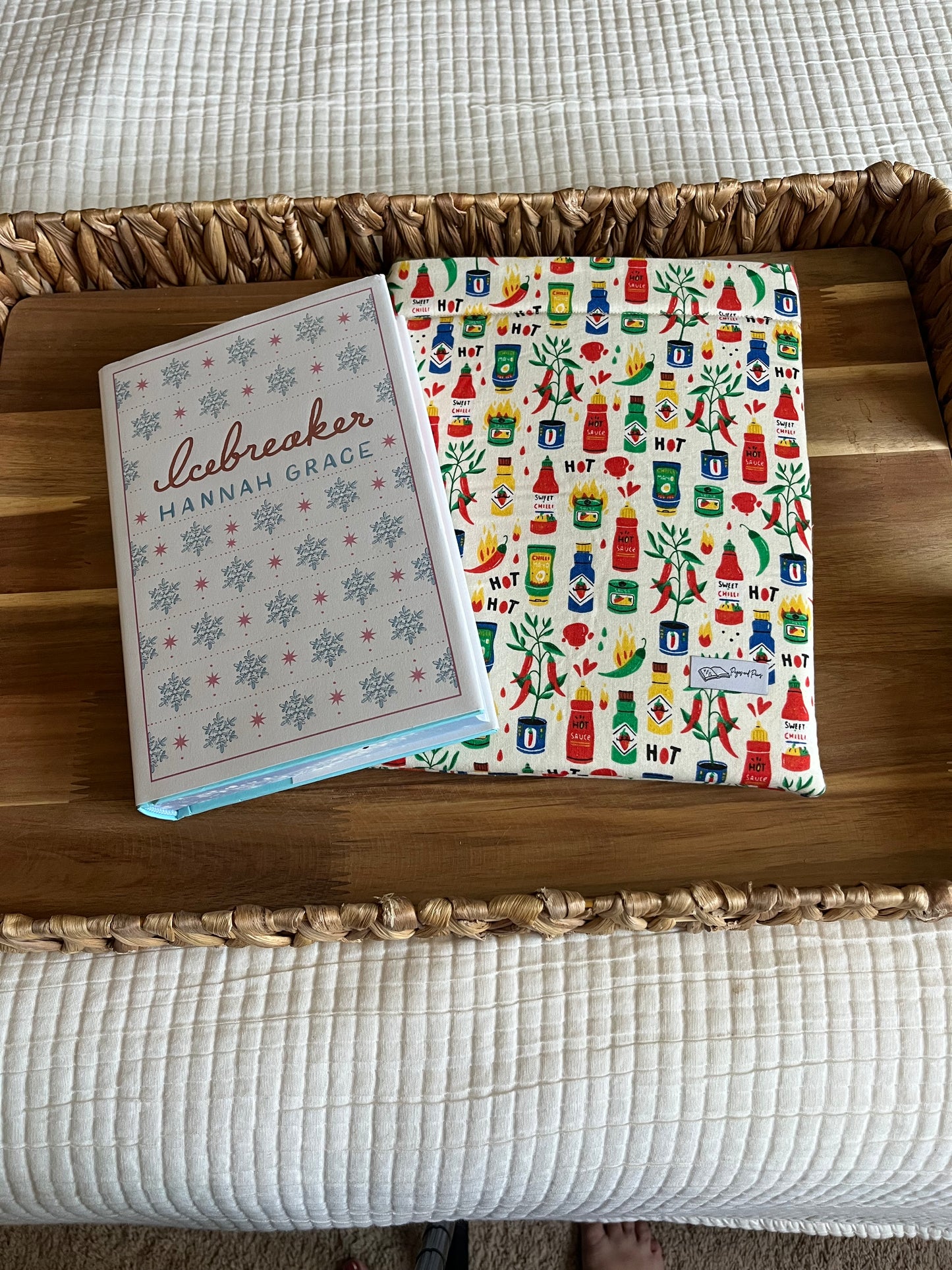 Hot & Spicy Sauces Book Sleeve